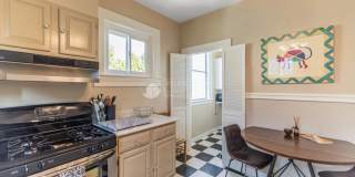475 10th Ave. Gallery 7