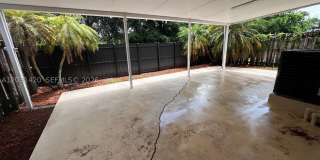 7281 NW 174th Ter Gallery 8