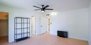 7853 E Pleasant Run Gallery 20