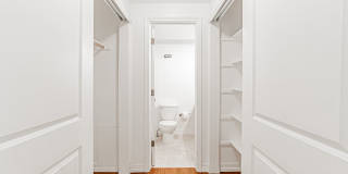 Cozy Studio in Cheesman Park, with Washer and Dryer in Unit Gallery 9