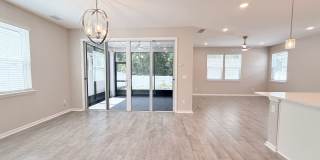 Bright & Spacious 4BR Home with Screened Porch & Paver Patio Bright & Spacious 4BR Home with Screened Porch & Paver Patio Gallery 8