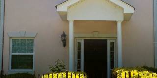 76 Intown Pl: 2BR, 2.5BA Townhome with with LVP flooring  granite countertops. Home is conveniently located to shops and restaurants! AVAILABLE MAY 2026! Gallery 1