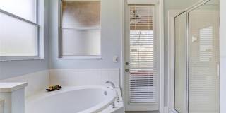 112 CYPRESS POINTE Court Gallery 28