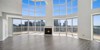 Grand Plaza Gallery 14