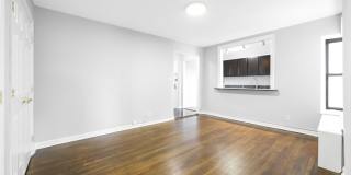 2339 Hudson Gallery 9
