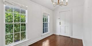 900 FERN Street Gallery 13
