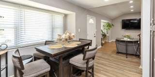 912 ASTON MARTIN Drive Gallery 8