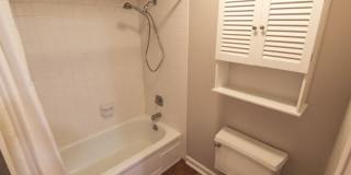 2 Bedroom Condo for Rent in Redding CA with Pool, Tennis Courts, Garage | The Bluffs Gallery 11