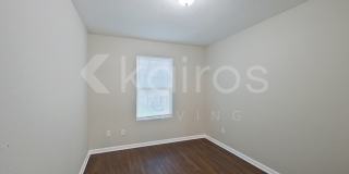 1335 Mull Street Gallery 15