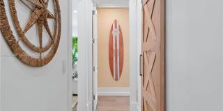 2575 Pine Tree Dr Gallery 12