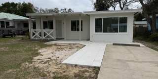 157 15th Street Gallery 1