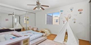 5305 White Oak Avenue Gallery 25
