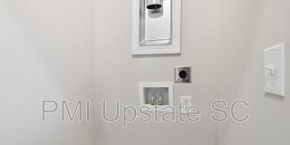 107 Virginia Avenue Gallery 20