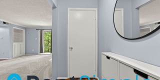 12113 Chaucer Ln. Gallery 6