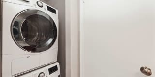 Cortland on South Eads Gallery 15