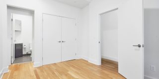 Sleek and modern 2 bed/2 bath in the heart of The Mission -- Walkers dream -- Must See! Gallery 17