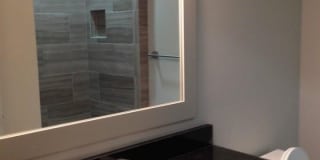 1855 McKennon Street Gallery 5