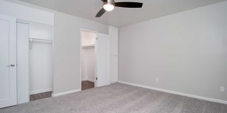 Los Robles Apartments Gallery 30