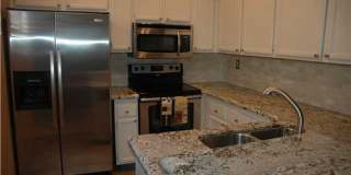 Beautiful UTC Townhome at the Renaissance Capri, with Loft, Fireplace, Garage & Resort Amenities Gallery 9