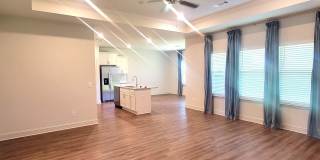 106 Horseshoe Boulevard Gallery 6