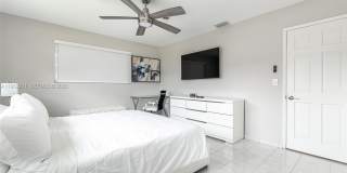 21320 NE 25th Court Gallery 17