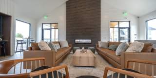 Signal Point Gallery 15