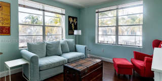 1460 Ocean Dr Gallery 1