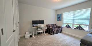 Stunning Newer, 2 Story 3/2.5 Home in a Quiet Cul-de-sac Gallery 20