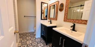 4 Bedroom, 4 Bath Townhouse Gallery 14