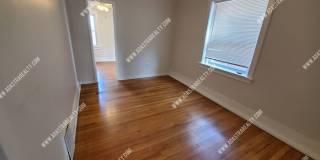 2821 Charlotte Street Gallery 6