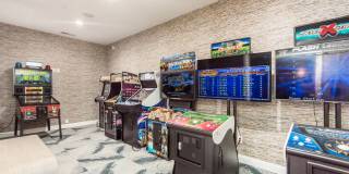 Berkley House Gallery 12