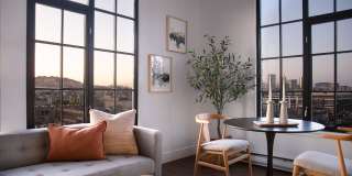 The Madelon Gallery 28