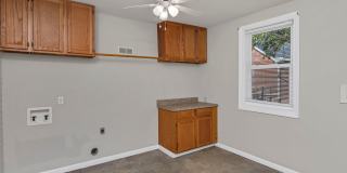 Charming 2 Bedroom Home Just Blocks from USC Campus with Great Parking & Move-In Ready Appeal Gallery 30