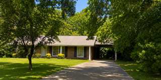 Comfortable Living in a Well‑Connected Columbus Neighborhood Gallery 1