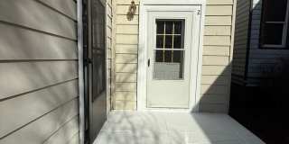 2 bedroom duplex in the highlands! Gallery 13