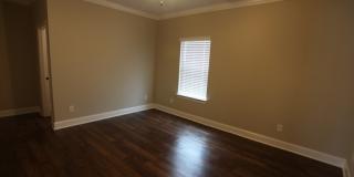 4 Bed/4 Bath Available! Gallery 4