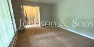 Spacious One Level Home with Den, Granite Kitchen Island, and 2 Car Carport Gallery 10