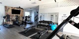 192 Springdale Cir Gallery 28