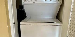 1911 NE 28th Court Gallery 4