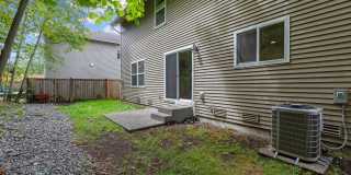 Stunning 3 bed, 2.5 bath home in desirable Bothell neighborhood Gallery 40