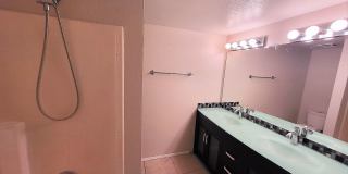 EXCELLENT TOWNHOME IN TEMPE! Gallery 15