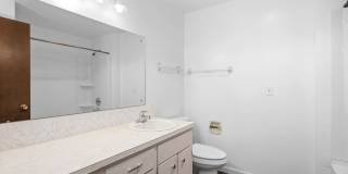 Spacious 3BR + Bonus Tri-Level in Spokane Valley - Fireplace, Corner Lot & Garage Gallery 15
