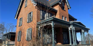 146 S Church Street unit: 1 Gallery 1