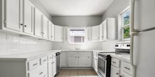 Available Now! Charming 2 Bed / 2 Bath Craftsman Home Near Downtown Waco Available Now! Charming 2 Bed / 2 Bath Craftsman Home Near Downtown Waco Gallery 10