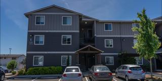 St. Helens Place Apartment Homes Gallery 9