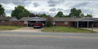 1416 W Persimmon Street Gallery 1