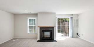 7059 KINGS MANOR DR Gallery 23