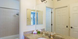 Modern Water Front Condo w/Gorgeous Views, A/C, Yard, & Shared Pool. Ohana Kai Modern Water Front Condo w/Gorgeous Views, A/C, Yard, & Shared Pool. Ohana Kai Gallery 11