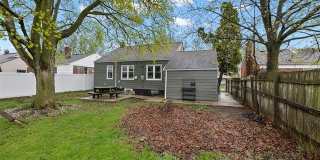 4307 Cooper Avenue Gallery 4