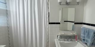 819 Hidalgo Street Gallery 17